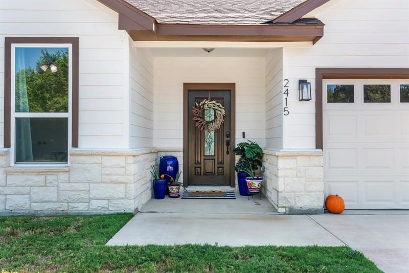 2415 Beverly Drive, Granbury TX 76048 - Photo 3