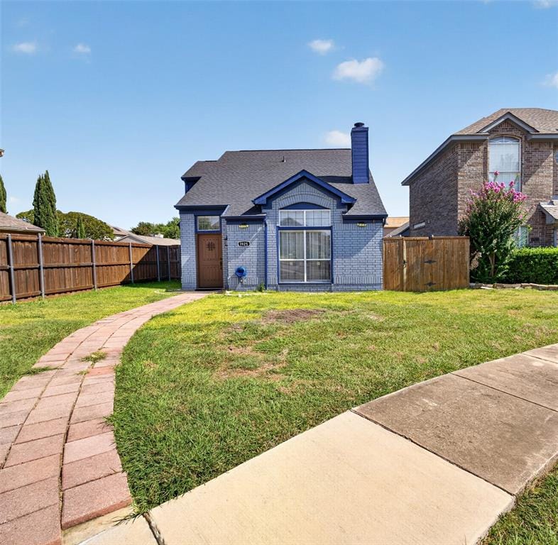 1925 Pinecrest Drive, Carrollton TX 75010