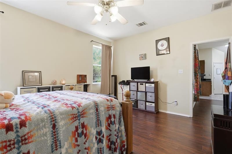 213 Sardius Boulevard, Granbury TX 76049 - Photo 33