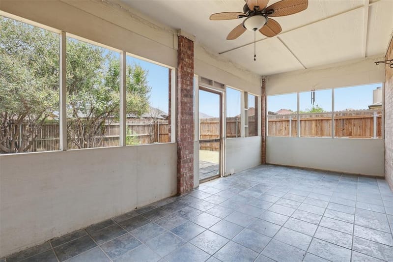 213 Sardius Boulevard, Granbury TX 76049 - Photo 18