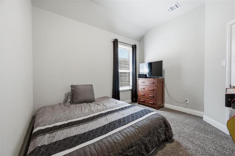1303 Deer Hollow Drive, Arlington TX 76002 - Photo 26