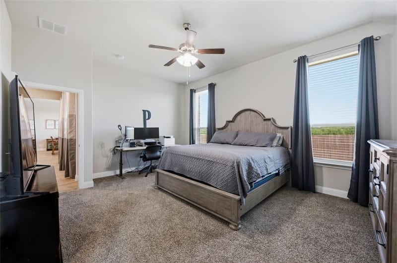 1303 Deer Hollow Drive, Arlington TX 76002 - Photo 28