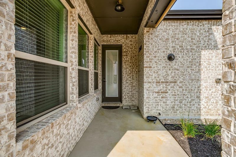 708 Pheasant Run Street, Arlington TX 76005 - Photo 31