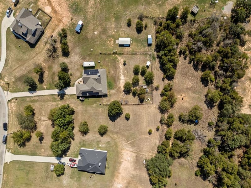 120 Grey Hound Lane, Poolville TX 76487 - Photo 4