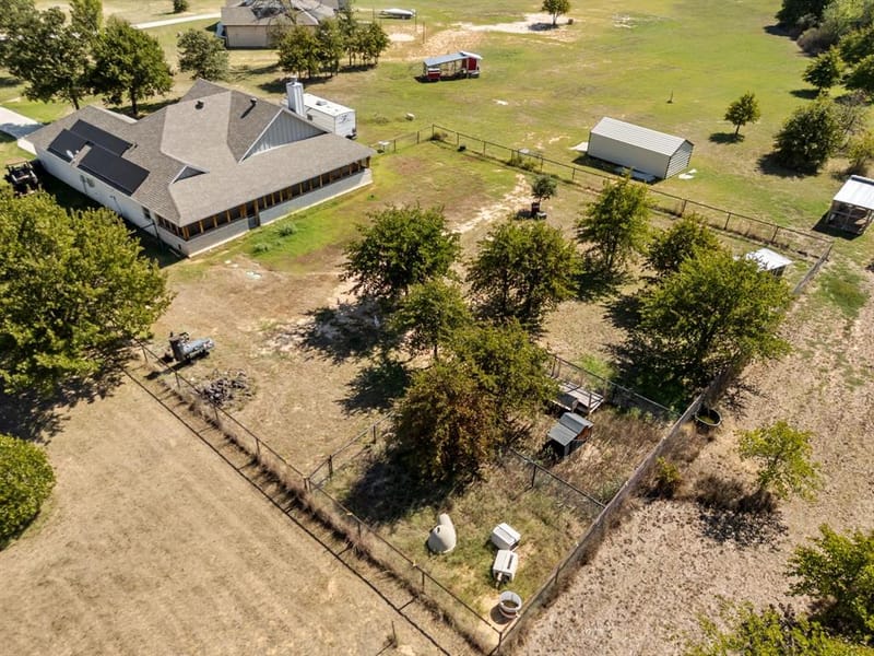 120 Grey Hound Lane, Poolville TX 76487 - Photo 8