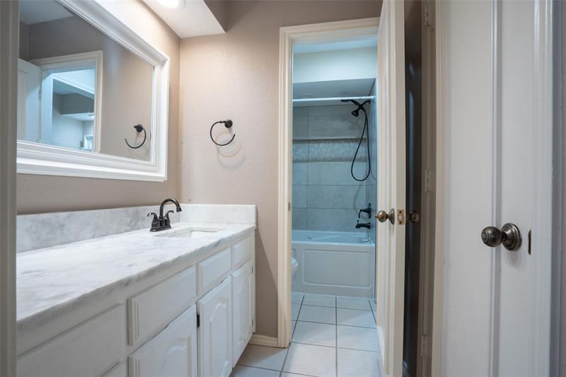 3905 Cross Bend Road, Plano TX 75023 - Photo 32