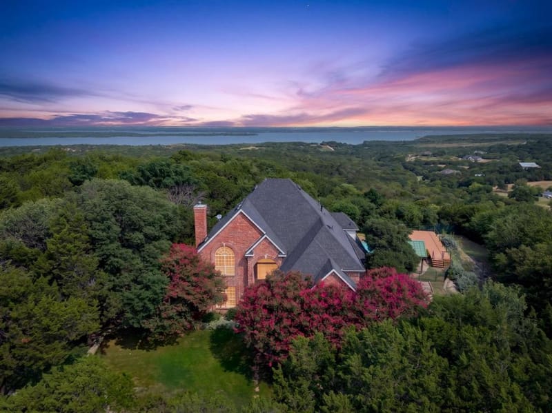 616 Redbud Court, Cedar Hill TX 75104