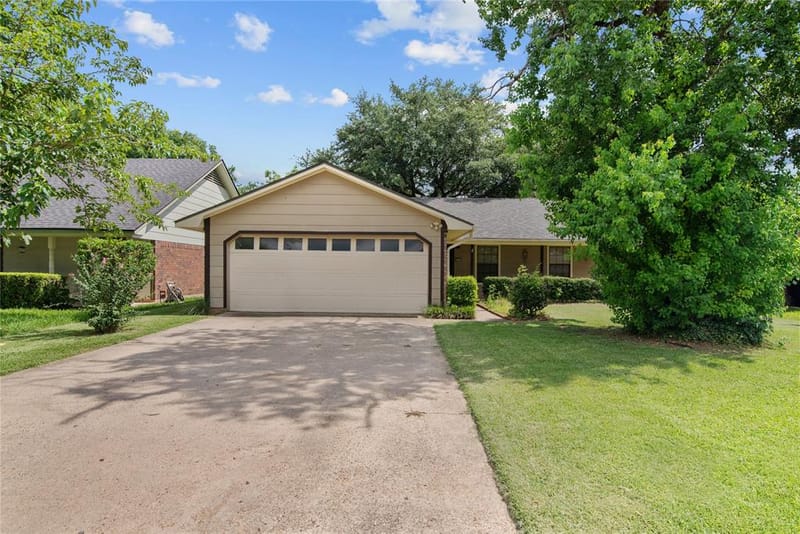 2526 Downs Circle, Bossier City LA 71111 - Photo 2