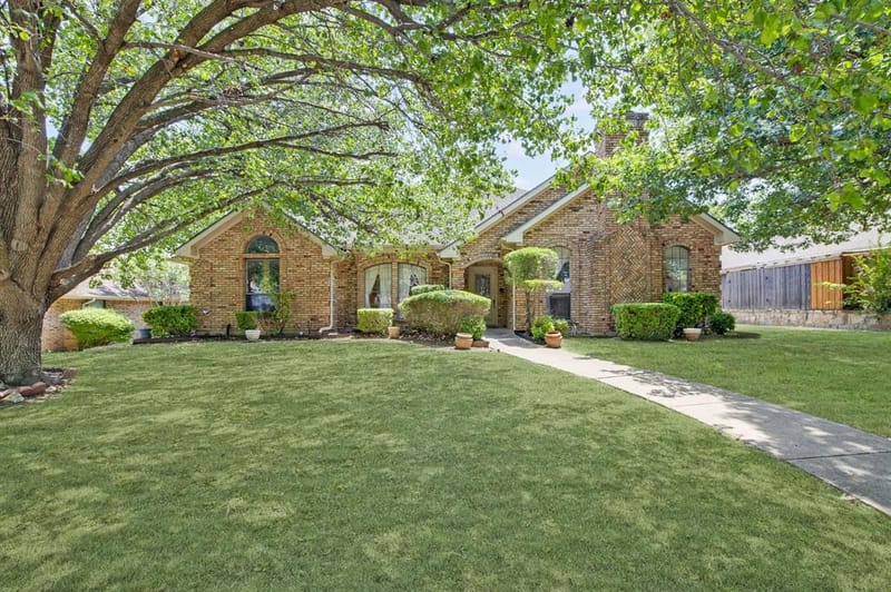 1416 Sagewood Drive, DeSoto TX 75115