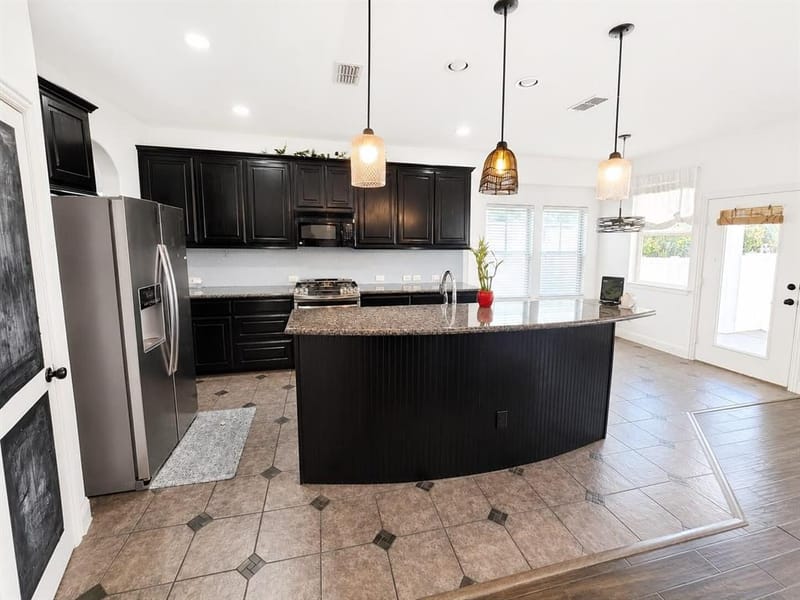 1131 Charleston Lane, Savannah TX 76227 - Photo 7