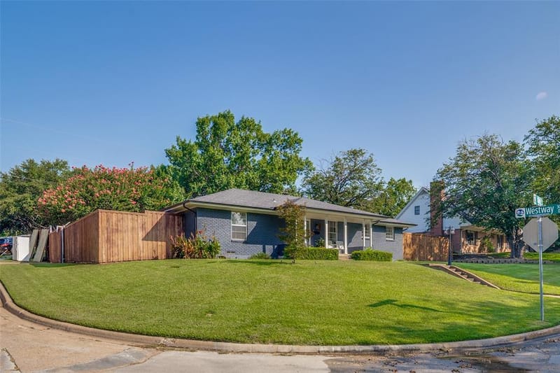 301 Valley Drive, Rockwall TX 75087 - Photo 3