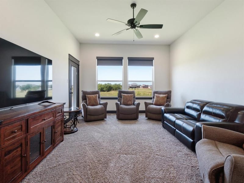 1115 Pioneer Crossing, Weatherford TX 76088 - Photo 16