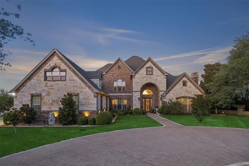 826 Cimmarron Bay Drive, Runaway Bay TX 76426