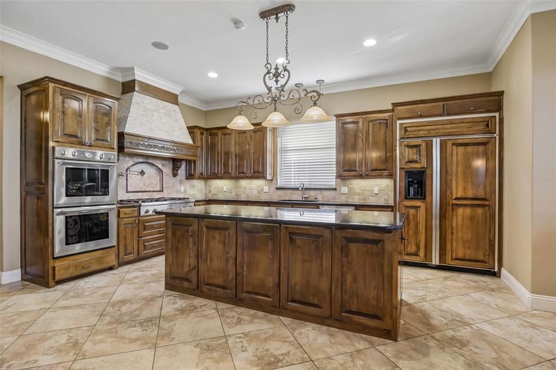 826 Cimmarron Bay Drive, Runaway Bay TX 76426 - Photo 9