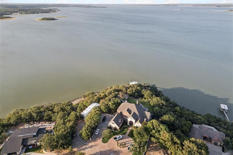 826 Cimmarron Bay Drive, Runaway Bay TX 76426 - Photo 38