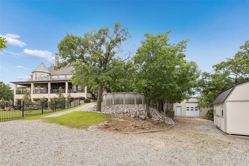 826 Cimmarron Bay Drive, Runaway Bay TX 76426 - Photo 37