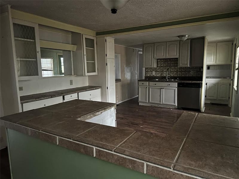1832 Smokehouse Road, Granbury TX 76049 - Photo 14