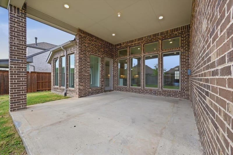 1617 Cygnet Court, Van Alstyne TX 75495 - Photo 4
