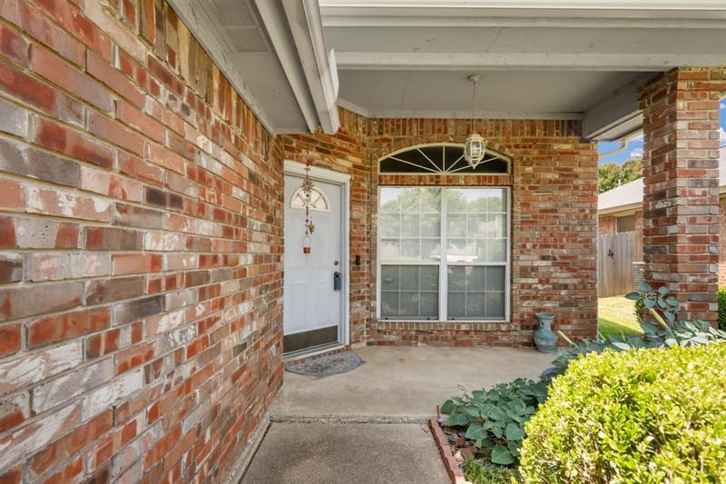 7408 Cross Ridge Circle, Fort Worth TX 76120 - Photo 2