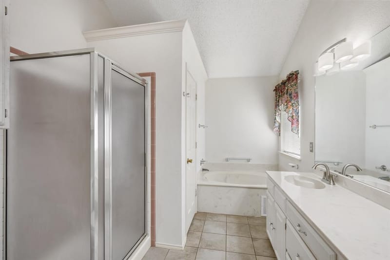 7408 Cross Ridge Circle, Fort Worth TX 76120 - Photo 15