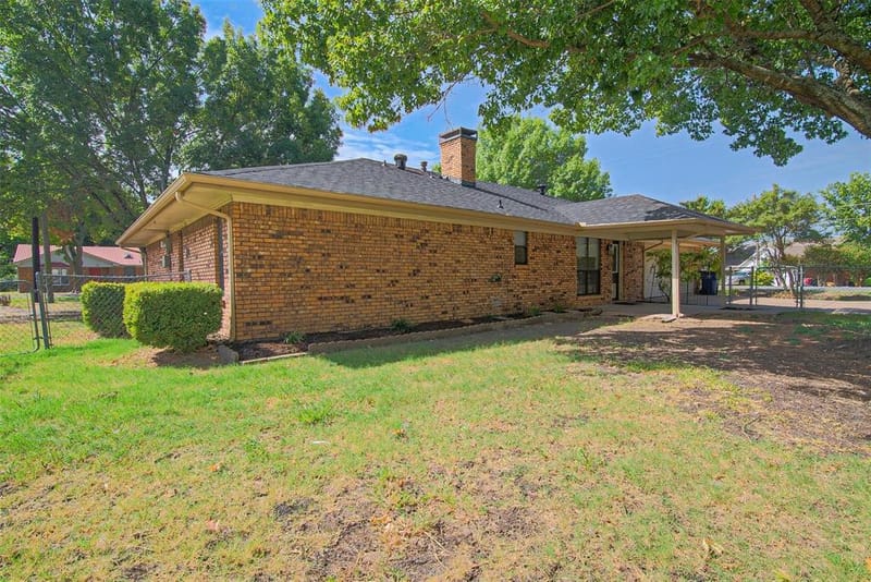 284 W San Antonio Street, Van Alstyne TX 75495 - Photo 20
