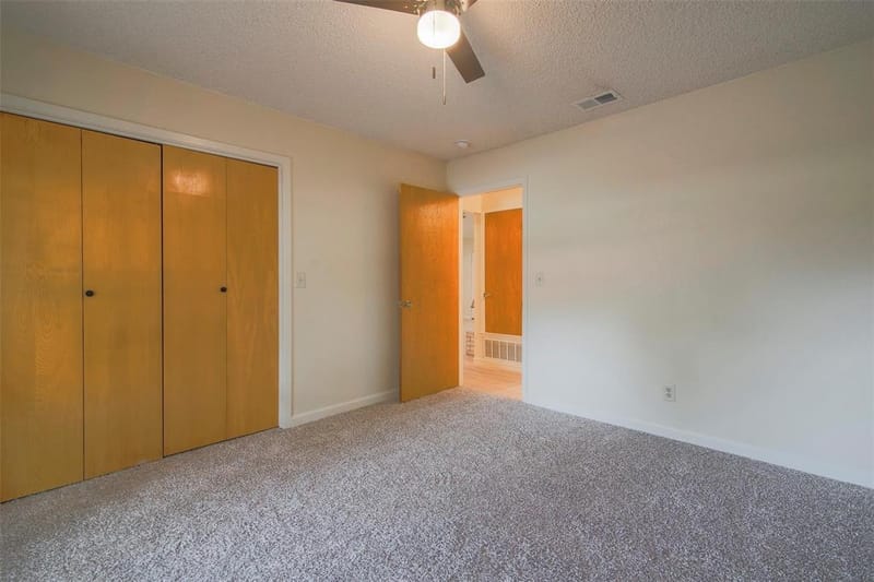 284 W San Antonio Street, Van Alstyne TX 75495 - Photo 9