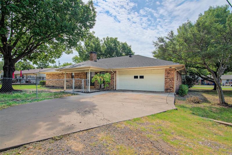 284 W San Antonio Street, Van Alstyne TX 75495 - Photo 19