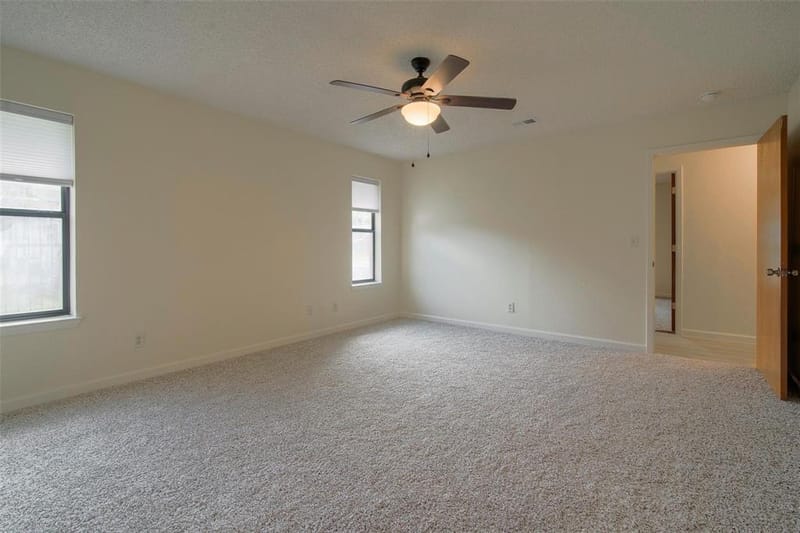 284 W San Antonio Street, Van Alstyne TX 75495 - Photo 8