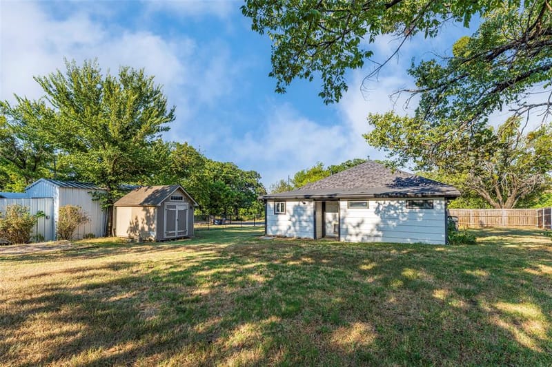 310 North Road, Kennedale TX 76060 - Photo 3