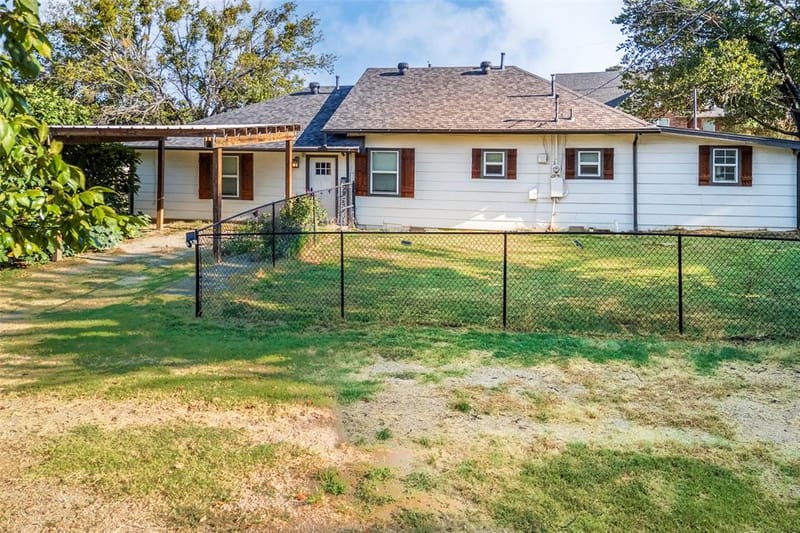 310 North Road, Kennedale TX 76060