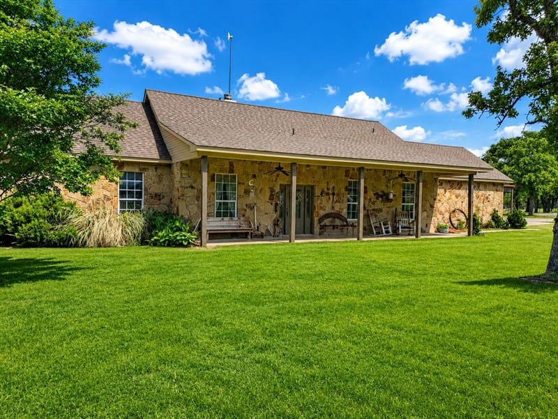 426 County Road 3435, Paradise TX 76073 - Photo 2