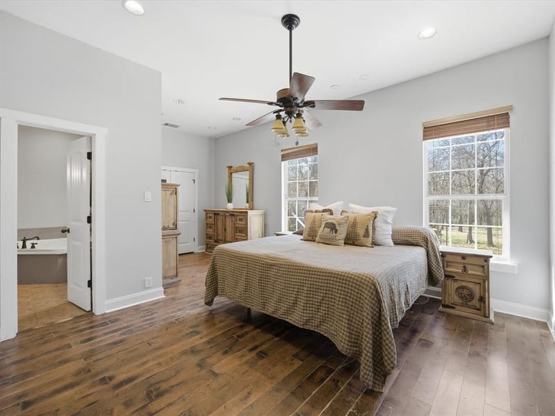 426 County Road 3435, Paradise TX 76073 - Photo 16