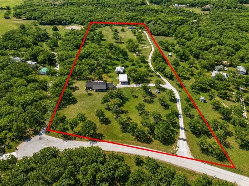 426 County Road 3435, Paradise TX 76073 - Photo 32