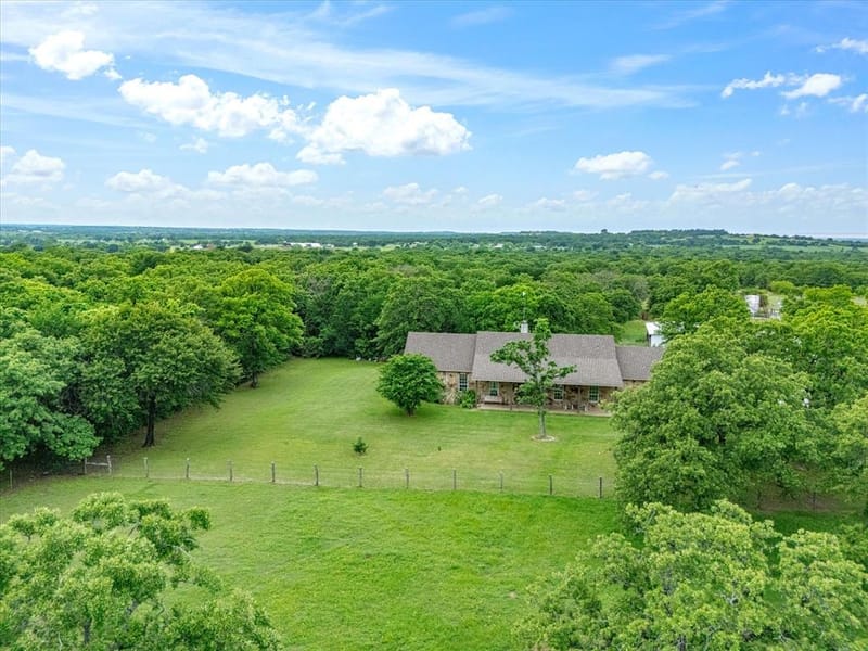 426 County Road 3435, Paradise TX 76073 - Photo 34