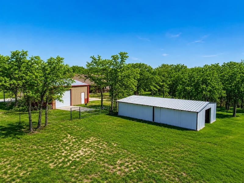 426 County Road 3435, Paradise TX 76073 - Photo 31