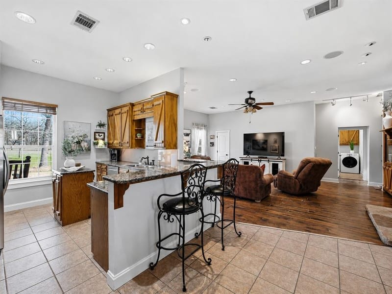 426 County Road 3435, Paradise TX 76073 - Photo 8
