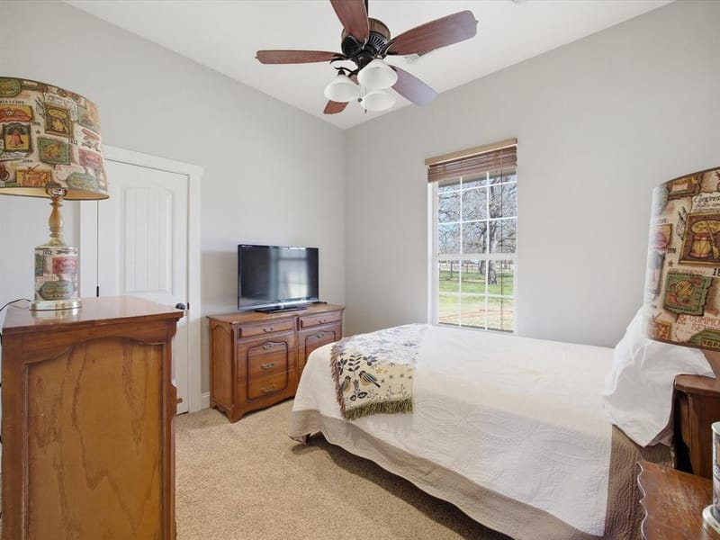 426 County Road 3435, Paradise TX 76073 - Photo 21