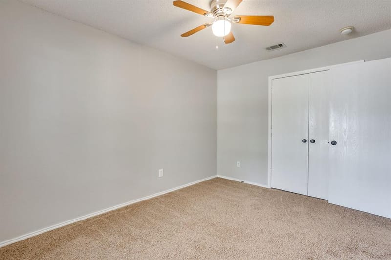 400 Bretts Way, Burleson TX 76028 - Photo 23