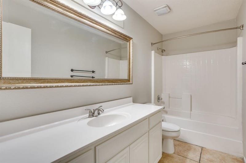 400 Bretts Way, Burleson TX 76028 - Photo 19
