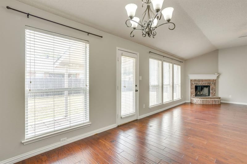 400 Bretts Way, Burleson TX 76028 - Photo 9