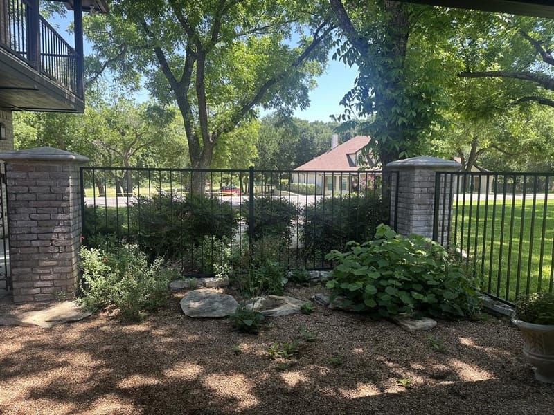 8903 Ravenswood Road, Granbury TX 76049 - Photo 32