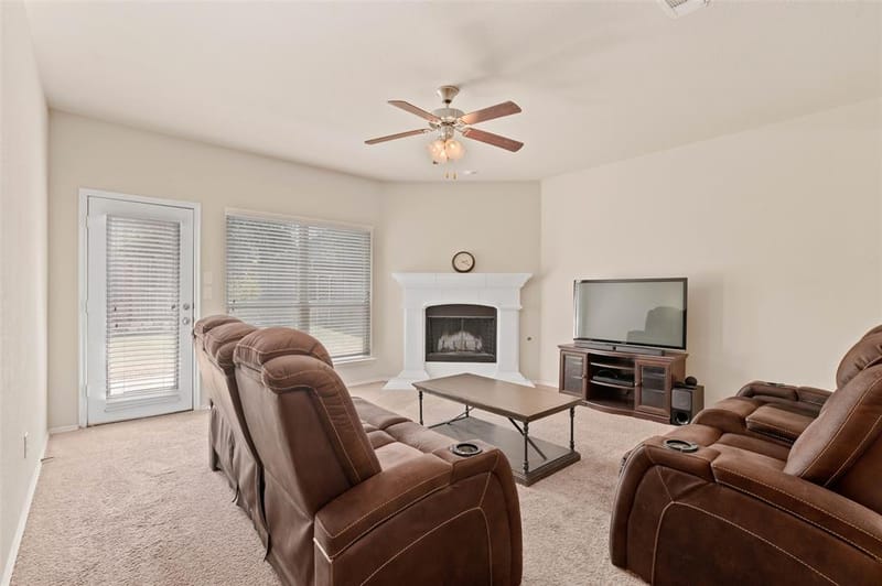 9813 Cottontail Lane, McKinney TX 75071 - Photo 10