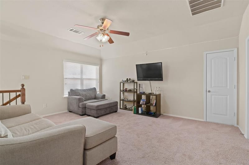 9813 Cottontail Lane, McKinney TX 75071 - Photo 4