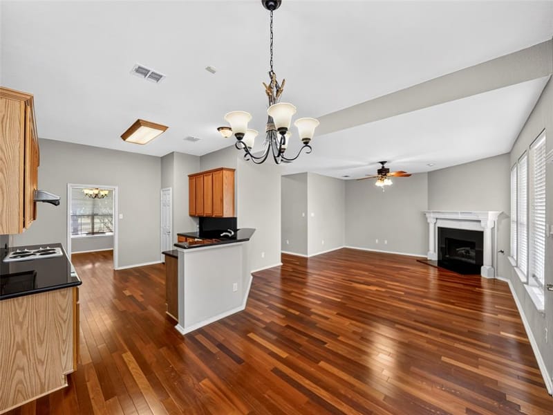 9405 Meyers Canyon Drive, Plano TX 75025 - Photo 4