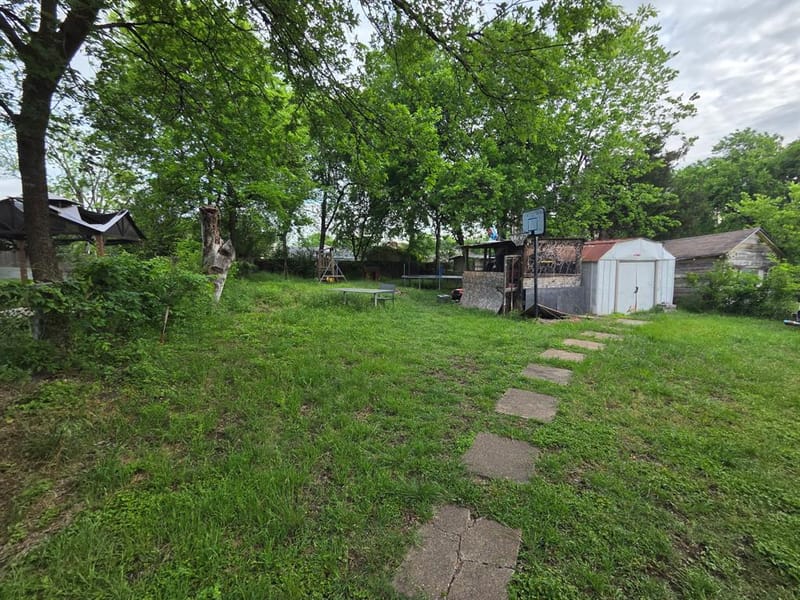 1519 Presidio Avenue, Dallas TX 75216 - Photo 6