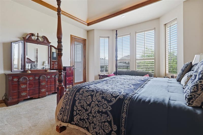 2606 Waters Edge Drive, Granbury TX 76048 - Photo 15