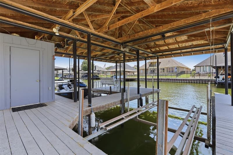 2606 Waters Edge Drive, Granbury TX 76048 - Photo 39