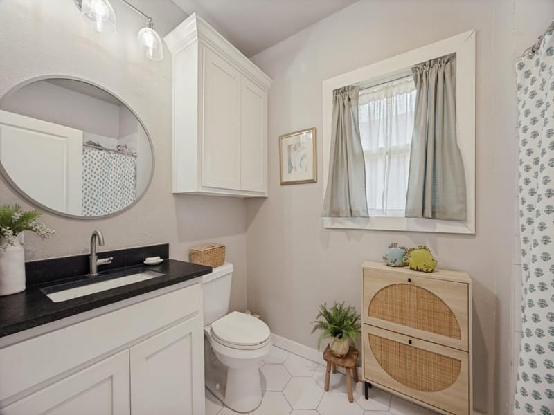 504 W Murray Street, Denison TX 75020 - Photo 8