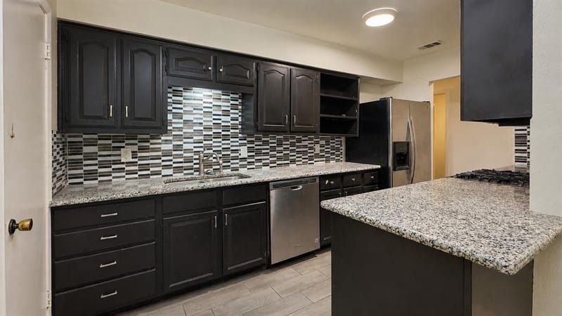 809 Memorial Drive, Wylie TX 75098 - Photo 2