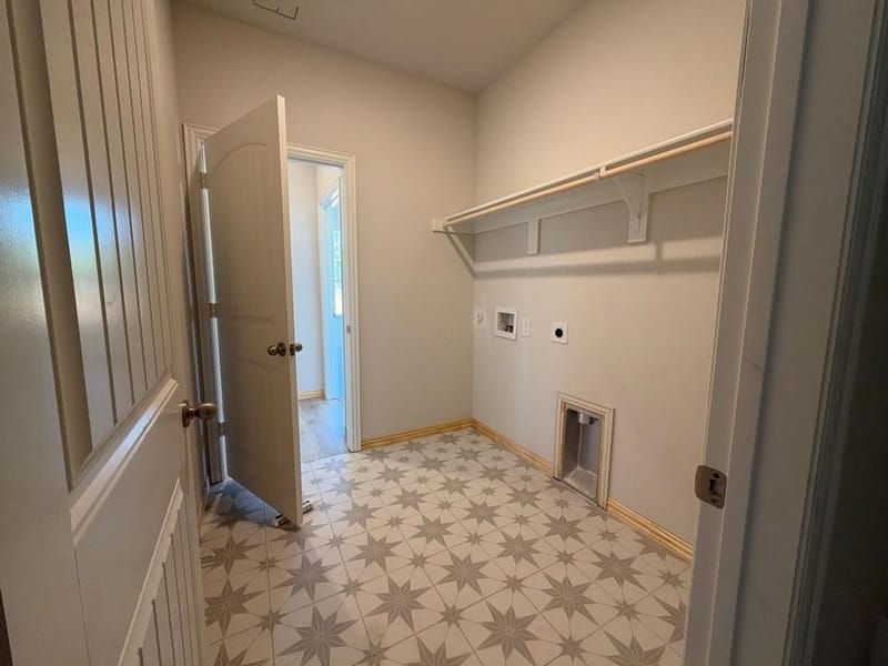 205 Oak Grove Way, Springtown TX 76082 - Photo 9